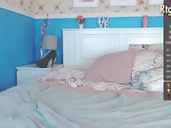 cute russian shemale with tiny cock camshows solo