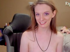 slim canadian shemale cutie with small tits webcams solo